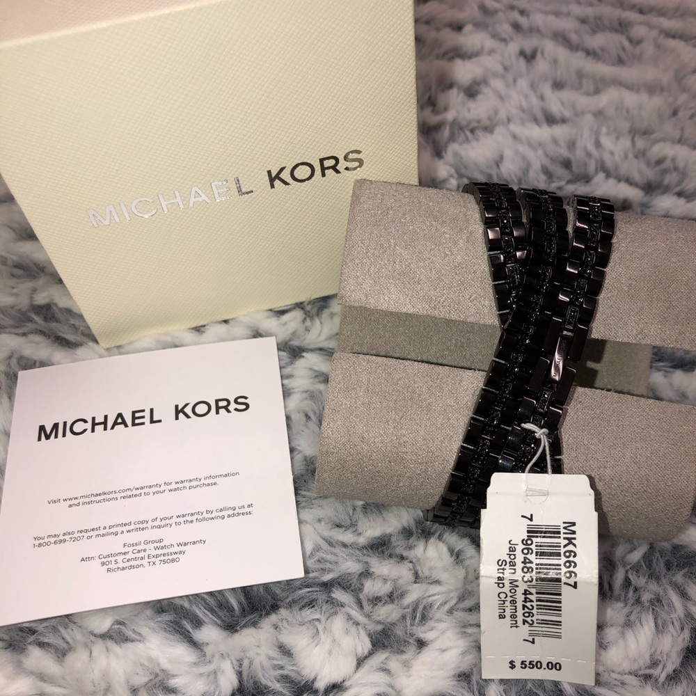 Michael Kors Petite Runway Black Triple Wrap Watch - Picture 4 of 6